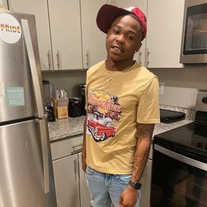 Meet your Posher, Jamari